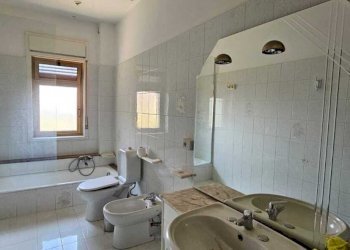 WhatsApp Image 2026-08-07 at 11.32.35 (1) - Four-room apartment Pedara - photo 9