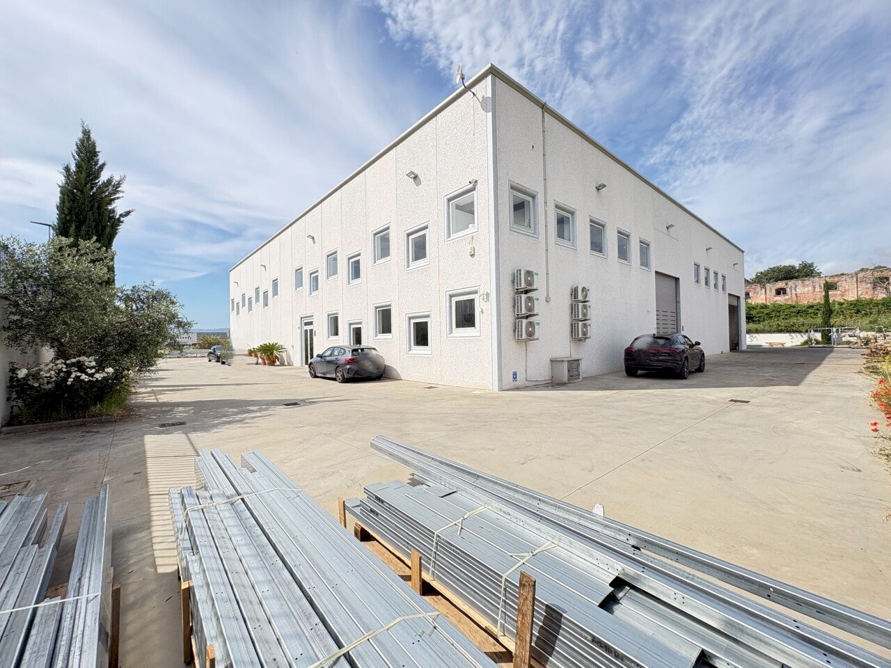 1 - Commercial Premises Via Giovanni Agusta 3/5, Guidonia Montecelio - photo 1