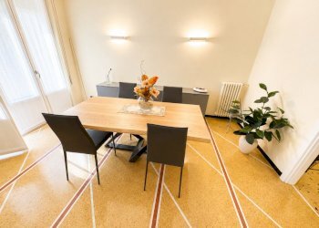 Sala da pranzo moderna e luminosa - Appartamento Rapallo - foto 15