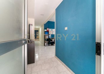 Via Grazia Deledda 17 ct (7) - Three-room apartment Via Grazia Deledda 17, Catania - photo 4