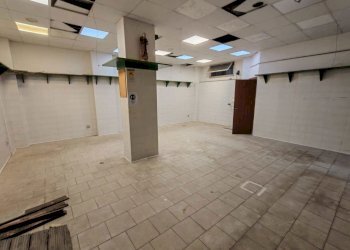 12.jpeg - Commercial Premises Via Salvator Rosa snc, Benevento - photo 12
