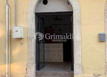 2.jpg - Commercial Premises Via Odofredo 7, Benevento - photo 3