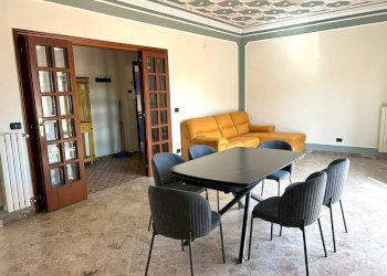 02.jpg - Apartment Via Cappuccini 11, Benevento - photo 2