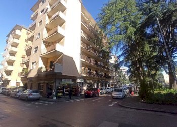 7.jpeg - Commercial Premises Via Nicola Sala 5, Benevento - photo 2