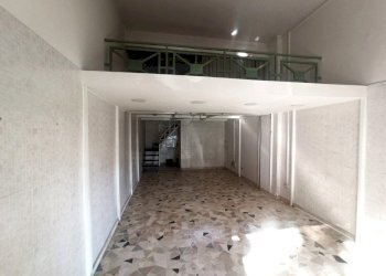 5.jpeg - Commercial Premises Via Nicola Sala 5, Benevento - photo 3