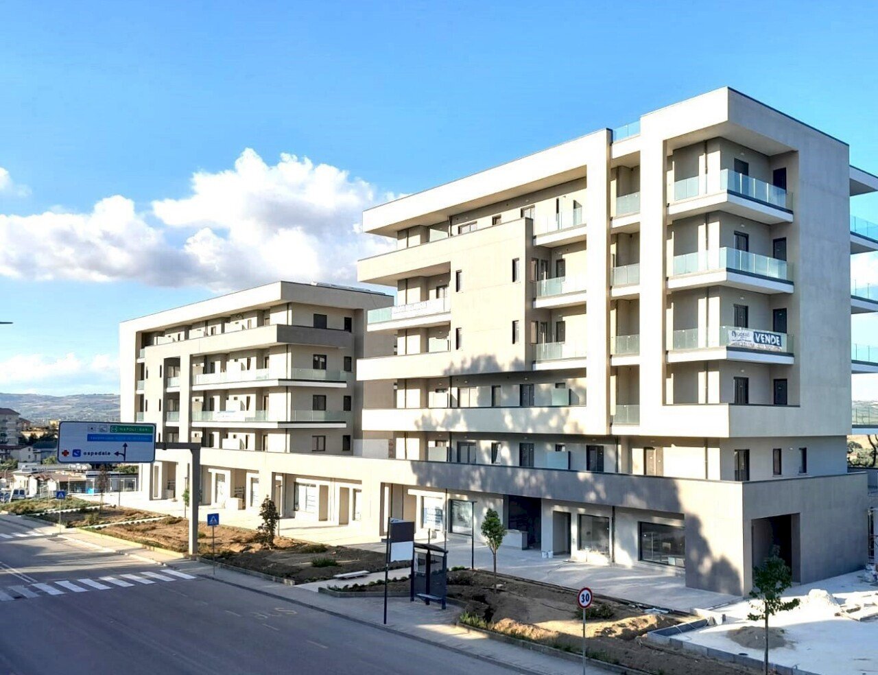 WhatsApp Image 2024-09-11 at 18.18.05.jpeg - Four-room apartment Viale Aldo Moro snc, Benevento - photo 1
