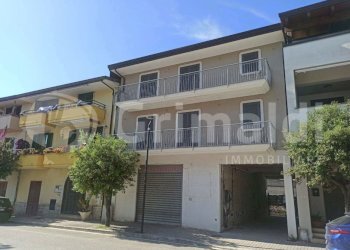 7.jpeg - Commercial Premises Corso Trieste 86/bis, Telese Terme - photo 7