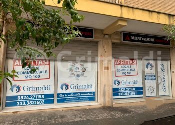 1.jpeg - Commercial Premises Viale A. Mellusi 160-162, Benevento - photo 1