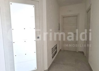 8.jpeg - Three-room apartment Viale Aldo Moro snc, Benevento - photo 8