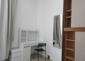 CAMERA05 - scrivania e armadiatura - Apartment Via Castelmaraldo 7, Modena (neighborhood Circoscrizione 1) - photo 21