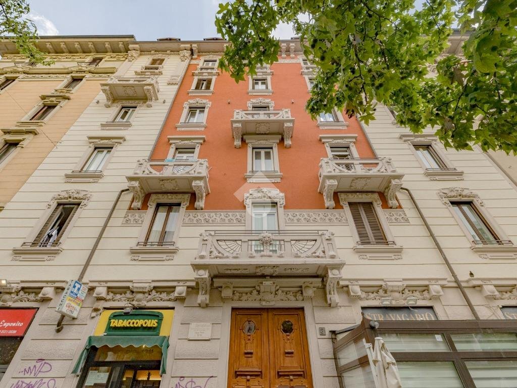 Three-room apartment Via Garigliano, Milano (neighborhood Isola) - photo 1