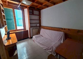 One-room apartment via Canneto il Curto, Genova (neighborhood Centro Storico) - photo 2