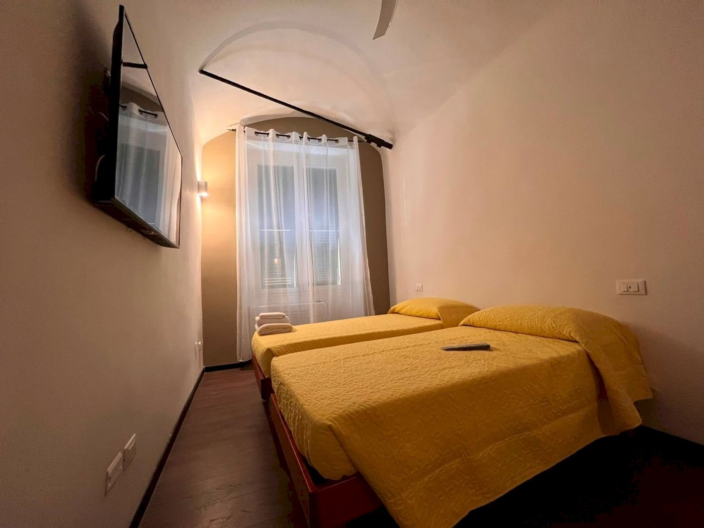 One-room apartment vico Lavezzi, Genova (neighborhood Centro Storico) - photo 3