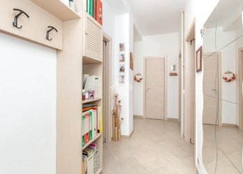 Four-room apartment Via Pietro Cossa, Torino (neighborhood Parella) - photo 3