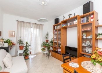 Four-room apartment Via Pietro Cossa, Torino (neighborhood Parella) - photo 4