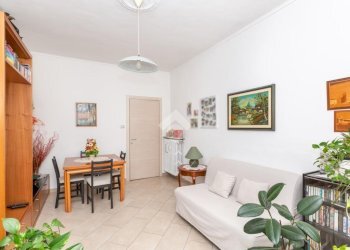 Four-room apartment Via Pietro Cossa, Torino (neighborhood Parella) - photo 5