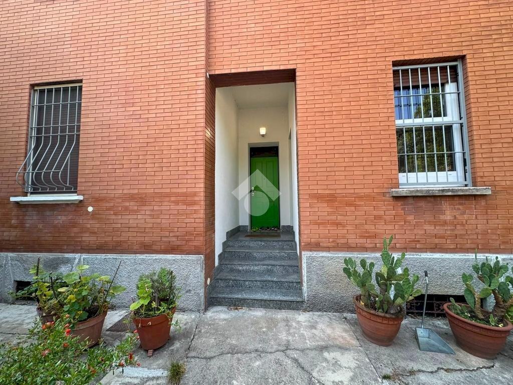 One-room apartment Via Antonio Canova, Novara - photo 3
