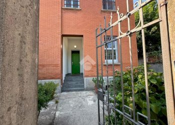 One-room apartment Via Antonio Canova, Novara - photo 2