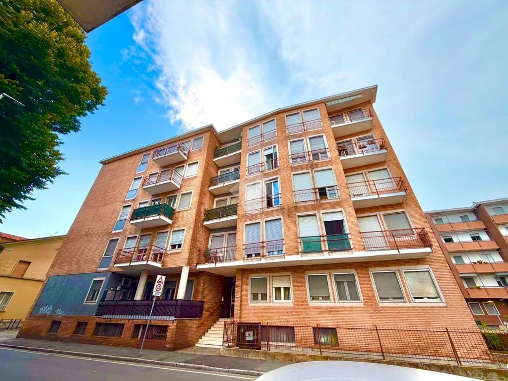 Three-room apartment Via delle rosette, Novara - photo 1
