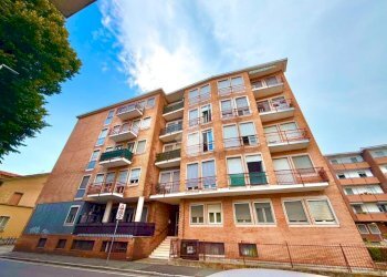 Three-room apartment Via delle rosette, Novara - photo 1