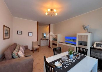 Three-room apartment Viale Giulio Cesare, Novara - photo 2