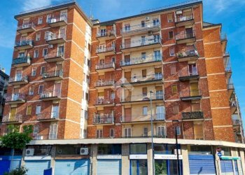 Two-room apartment Via giuseppe garibaldi, Bollate - photo 1