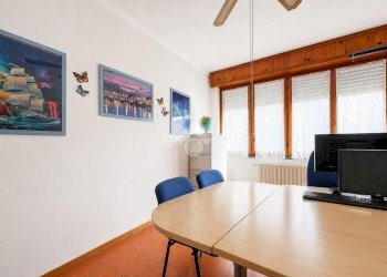 Three-room apartment Via Leonardo da Vinci, Bollate - photo 3
