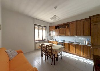 Apartment Viale Marconi, Romano Canavese - photo 10