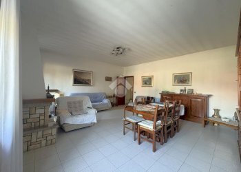 Apartment Viale Marconi, Romano Canavese - photo 13