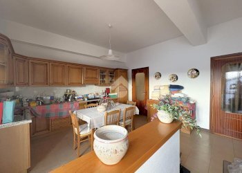 Apartment Viale Marconi, Romano Canavese - photo 24