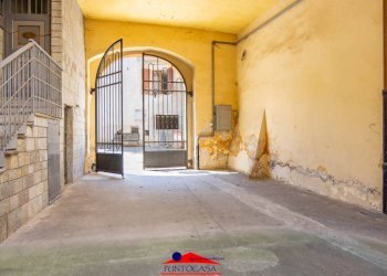 Box Via Camillo Benso di Cavour, 7, Dronero - photo 4