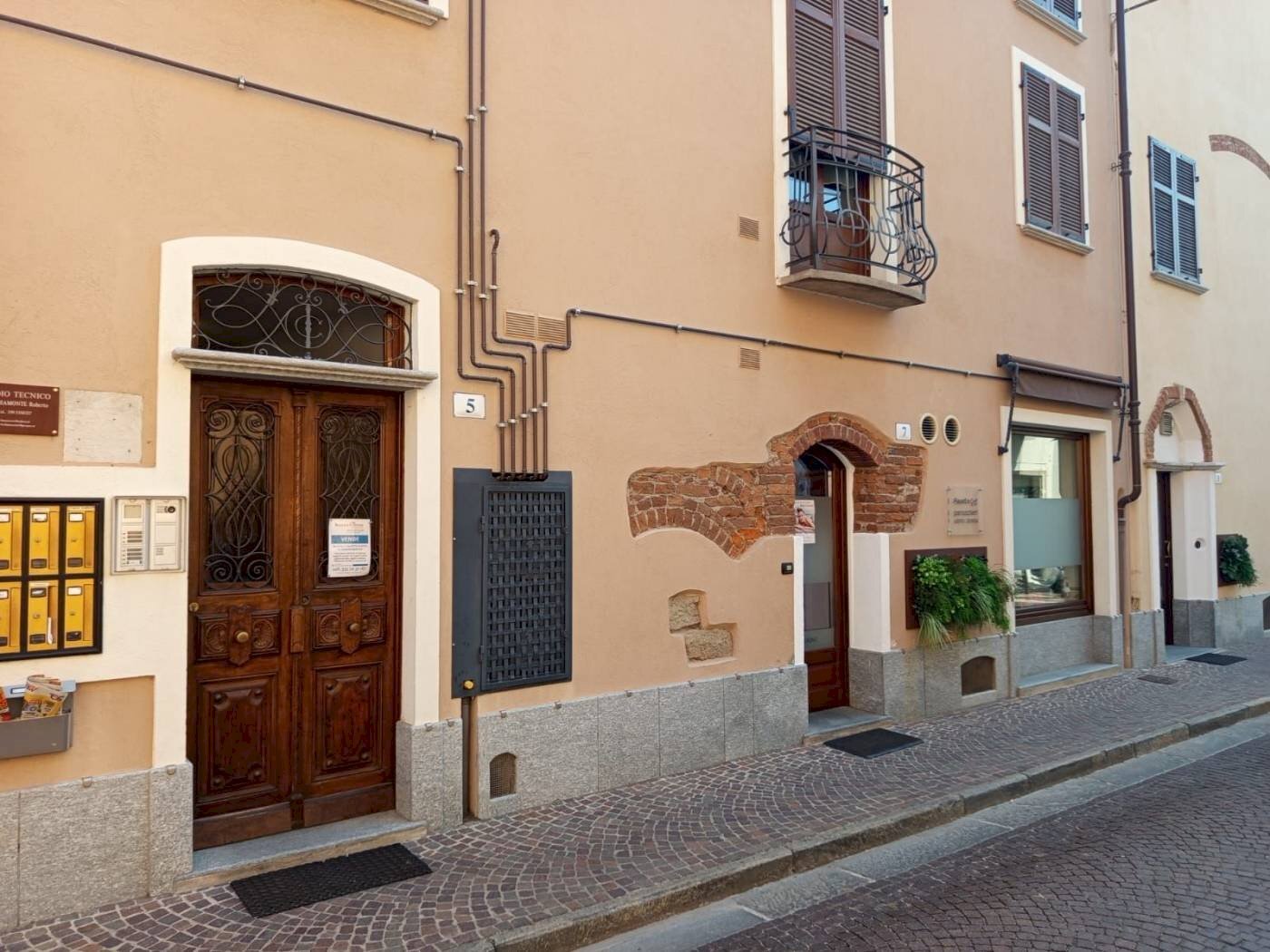 Two-room apartment Via Camillo Benso di Cavour, 5, Busca - photo 1