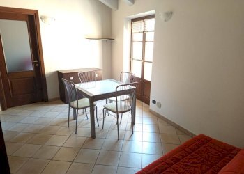 Two-room apartment Via Camillo Benso di Cavour, 5, Busca - photo 2