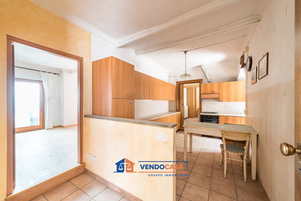 Four-room apartment Piasco - photo 3