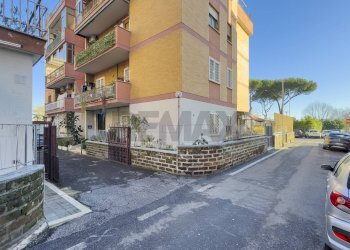 Edificio all\'aperto - Trilocale Via Delle Mandragore
25, Roma - foto 6