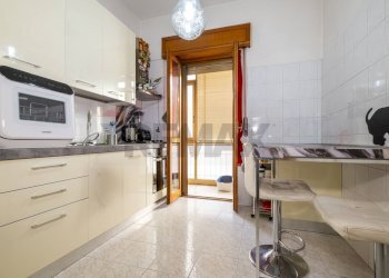 Cucina - Trilocale Via Delle Mandragore
25, Roma - foto 20
