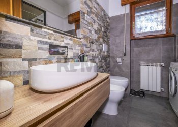 Bagno - Trilocale Via Delle Mandragore
25, Roma - foto 25