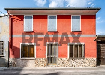 Casa all\'aperto - Casa semi indipendente Vicolo Ferri
 
3, Gazzuolo - foto 1