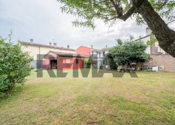 Giardino - Casa semi indipendente Vicolo Ferri
 
3, Gazzuolo - foto 6