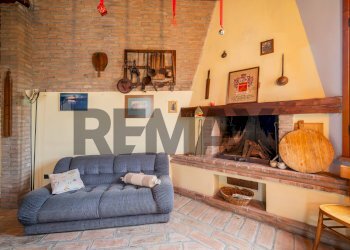 Soggiorno - Casa semi indipendente Vicolo Ferri
 
3, Gazzuolo - foto 17