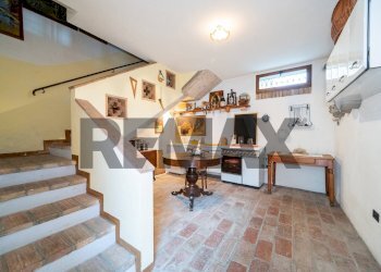 Scale - Casa semi indipendente Vicolo Ferri
 
3, Gazzuolo - foto 24