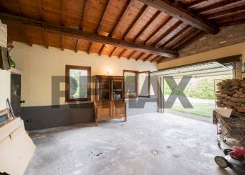Stanza vuota - Semi-detached house Vicolo Ferri
 
3, Gazzuolo - photo 11