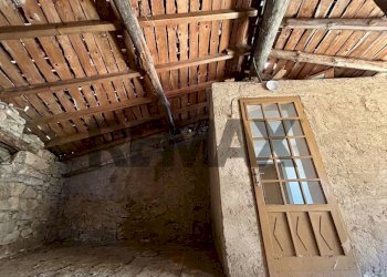 Scale - Independent house via alla Fontana
 
4, Fonteno - photo 18