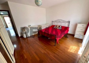 Camera / camera da letto - Three-room apartment via Baiguini
 
18, Costa Volpino - photo 10