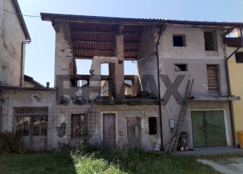 Edificio all\'aperto - Casa semi indipendente via Dei Mori
 
1, Cesiomaggiore - foto 1