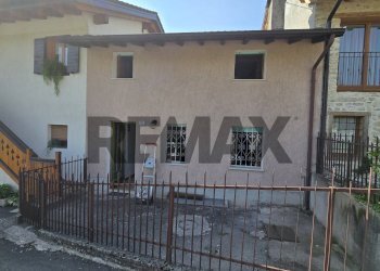 Casa all\'aperto - Semi-detached house Via Gobbi
 
10, Lamon - photo 9