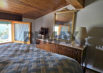 Camera / camera da letto - Semi-detached house Via Gobbi
 
10, Lamon - photo 23