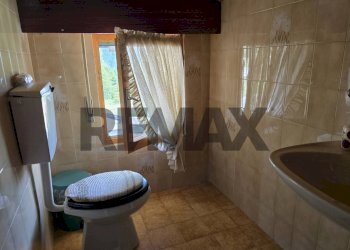 Bagno - Semi-detached house Via Gobbi
 
10, Lamon - photo 28