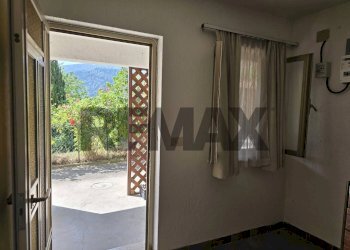 Stanza vuota - Semi-detached house Via Gobbi
 
10, Lamon - photo 34