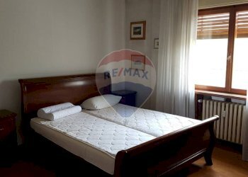 Camera / camera da letto - Trilocale Via Feltre
 
105, Belluno - foto 9